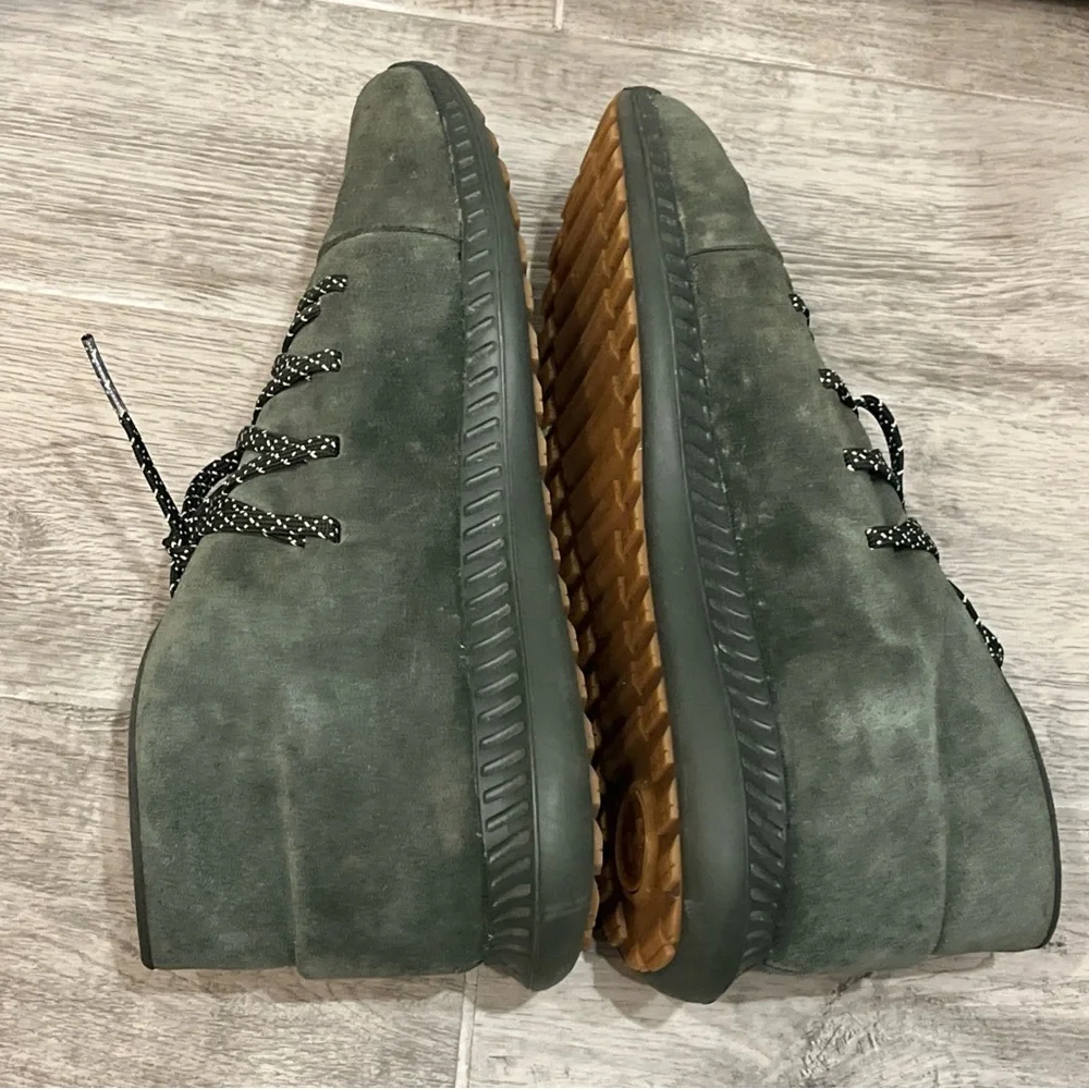 Under Armour Men's Veloce Mid Suede Chukka Sneaker Shoe 1296614 Green Olive 10.5